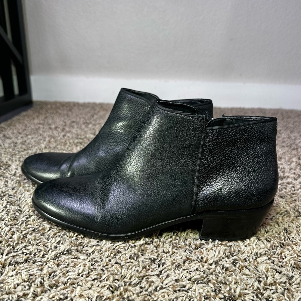 Sam Edelman Black Leather Ankle Bootie Women's Size 8 M 32135